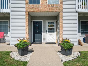 1848 Division St, Unit 8