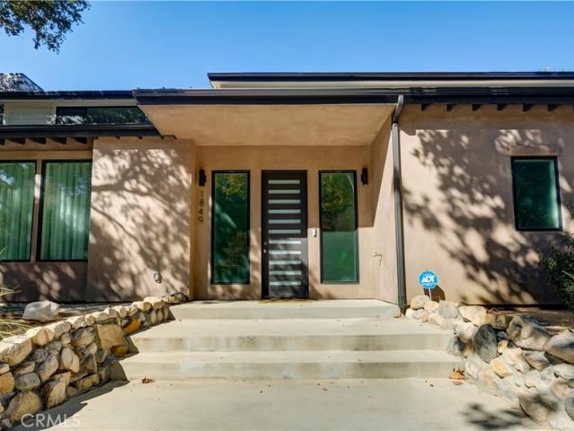 1849 Los Encinos Avenue