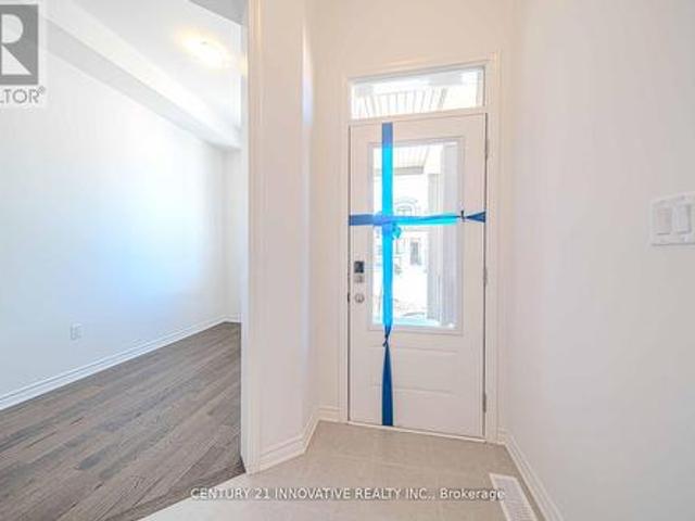 1849 Passionfruit Grove, Pickering, ON, L1Y 0B5 house for lease | Listing ID E13776 | Royal LePage