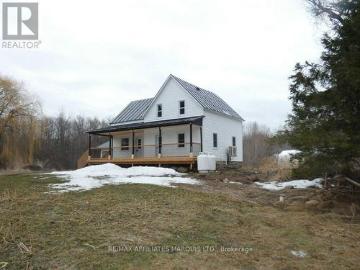 18400 Kenyon Conc Rd 5 Road, North Glengarry, ON, K0C 1T0 house for sale | Listing ID X12874 | Royal LePage