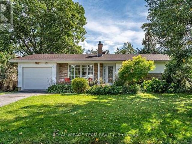 1840 Appleford Street, Ottawa, ON, K1J 6T4 house for sale | Listing ID X13784 | Royal LePage