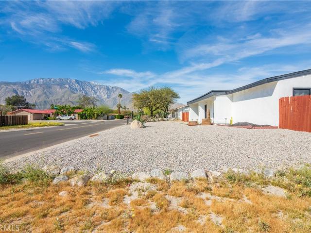 1840 E Joyce Dr, Palm Springs, CA 92262 | MLS #SR26043