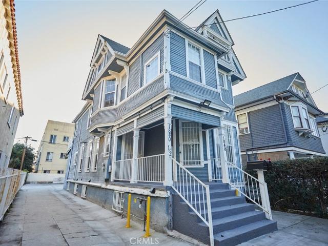 1840 W 11th Place