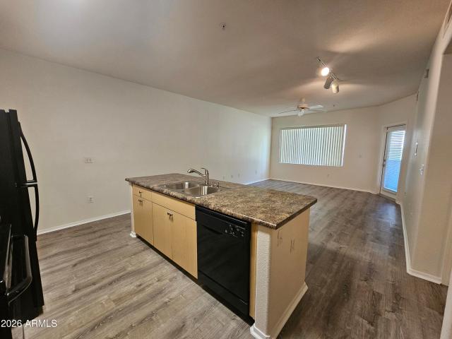 18416 n cave creek road # 1075