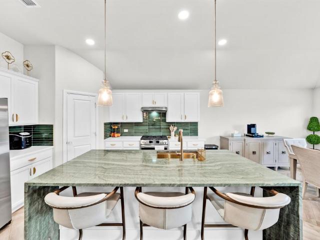 1841 Indian Grass Drive