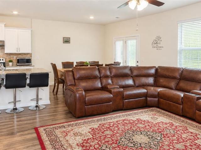 1841 Vidalia Court