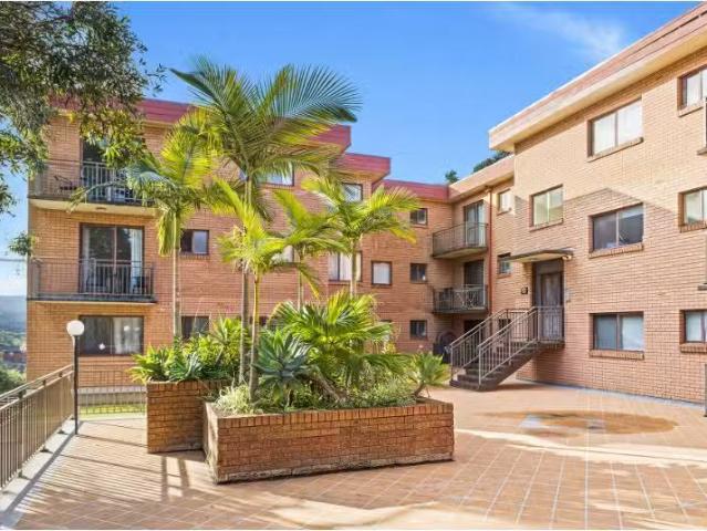 18/420 Crown Street, Wollongong Apartment for rent Listed by.