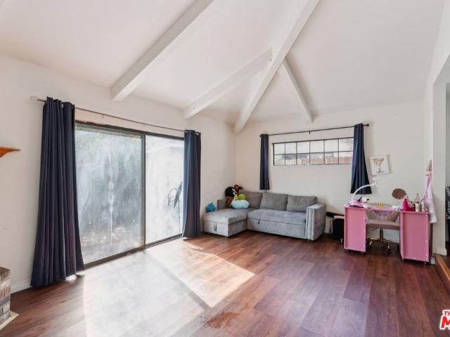 18424 Keswick St, Unit 12, Reseda, CA 91335 | MLS #26829