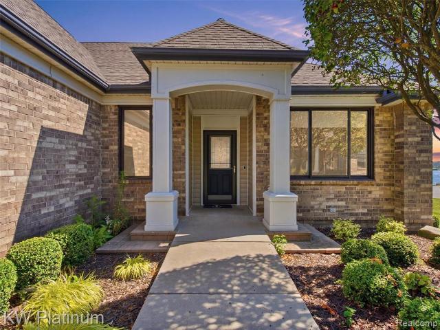 1842 Edison Shores Place