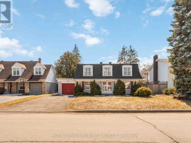 1842 Playfair Drive Ottawa, ON K1H5S1