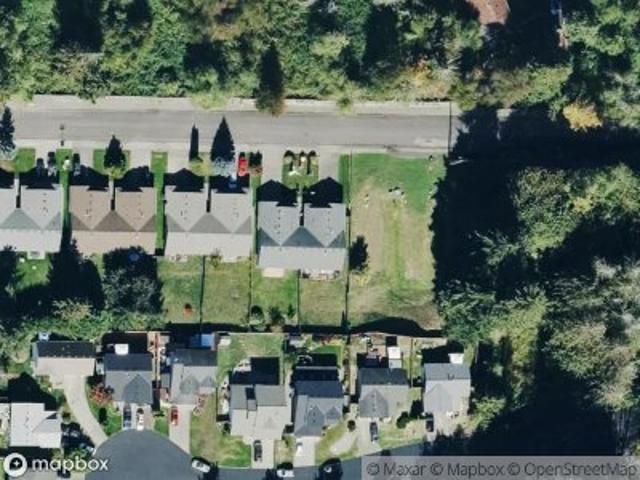 184th Street Ct E