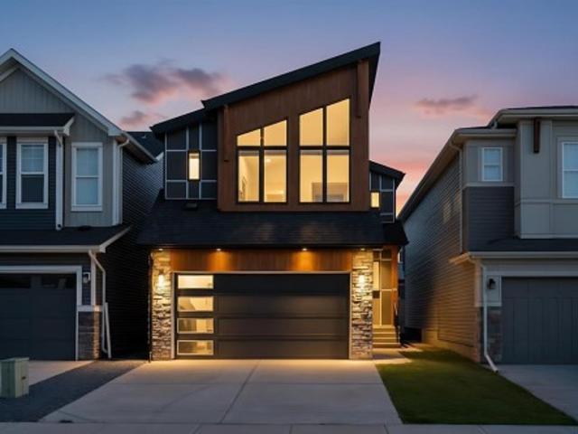 184 Creekstone Row Sw, Calgary, AB, T2X 5E1 house for sale | Listing ID A2340 | Royal LePage