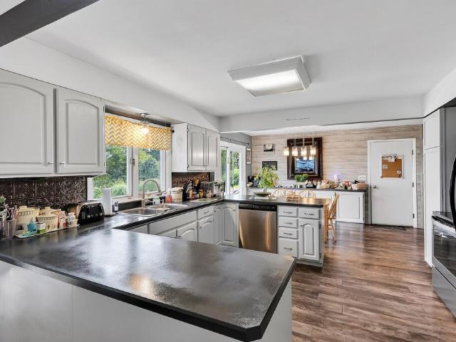 184 Crestwood Drive