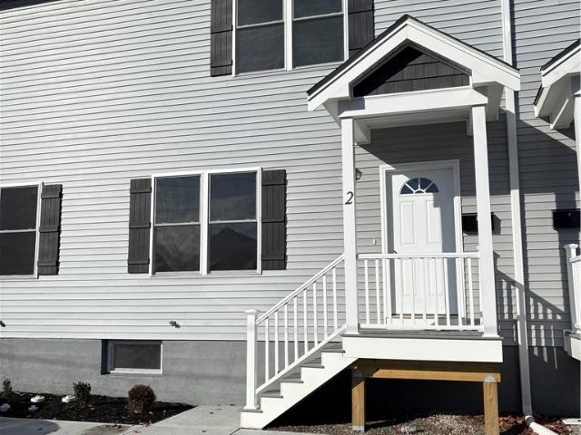 184 Avenue C, Unit M2, Woonsocket, RI 02895 | MLS #1418