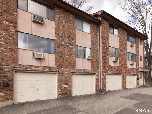 184 Kaynor Dr, Unit D, Waterbury, CT 06708 | MLS #24165