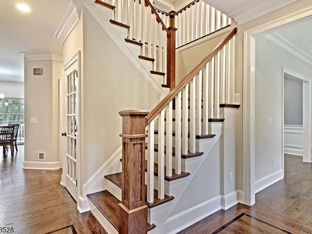 184 Hickory Tavern Rd