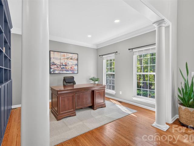 184 Montrose Drive