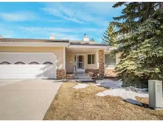 184 Strathaven Circle Sw, Calgary, AB, T3H 3G4 semi detached.