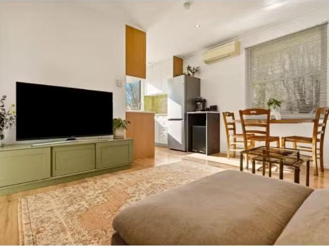 1/84 Regent St, New Lambton House for rent Listed by Love Ren.