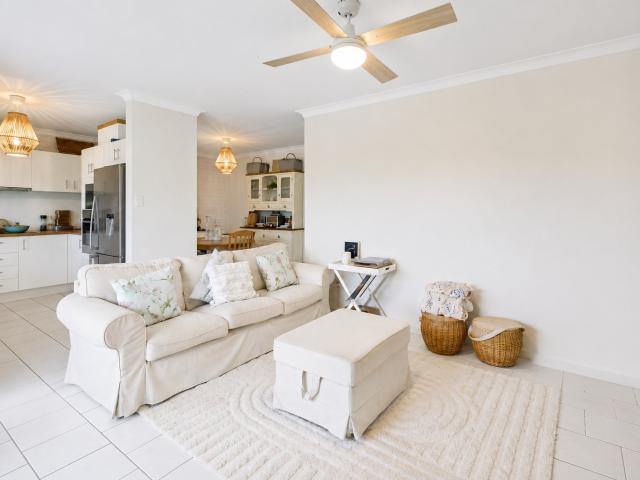 18/55 Duet Drive, MERMAID WATERS QLD 4218