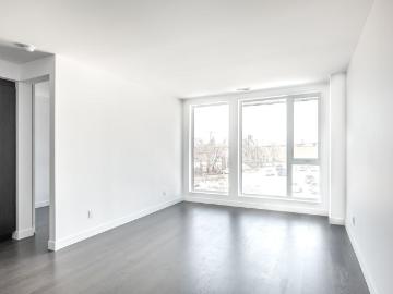 1855 Rue Suzanne Coallier, Montréal Saint Laurent, QC H4M