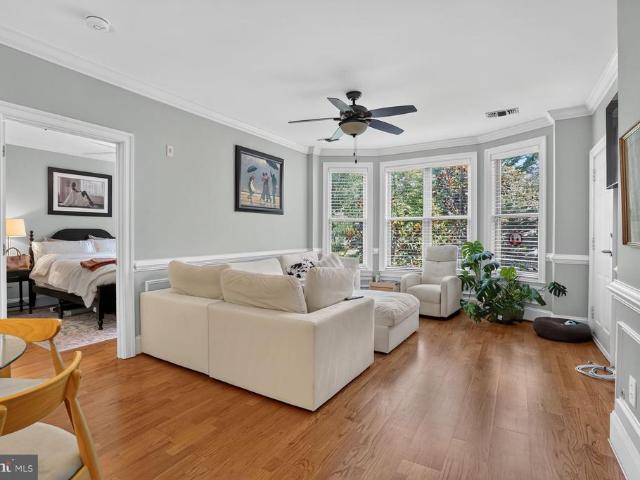 1855 Stratford Park Place # 215