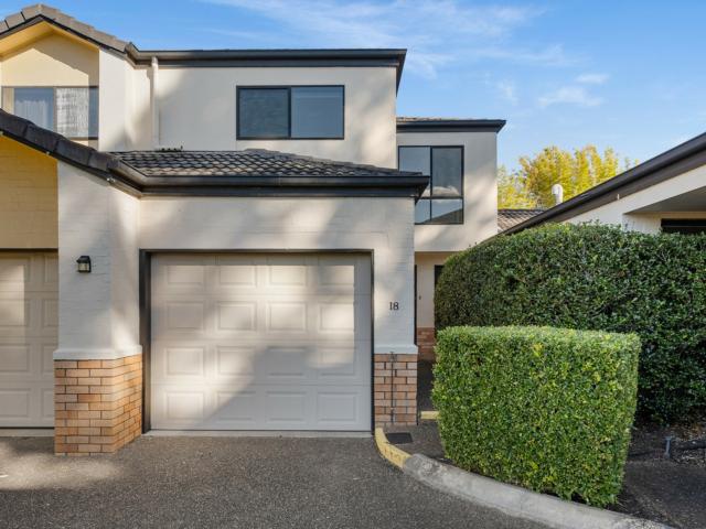 18/589 beams road carseldine qld townhouse for rent lj hooker