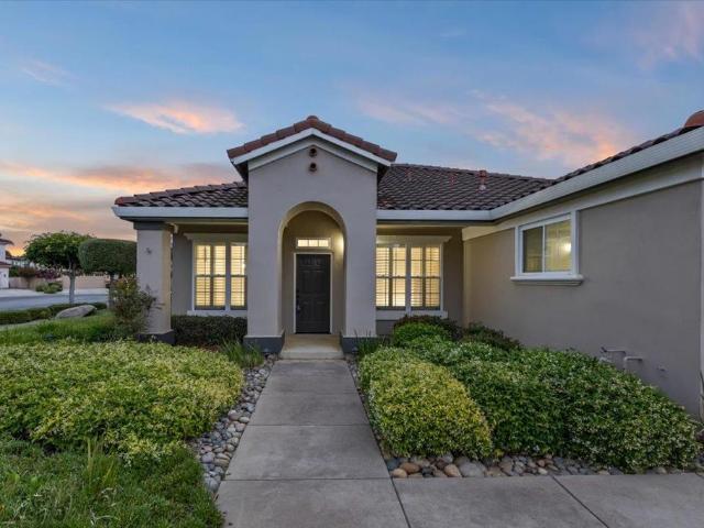 1858 Buckingham Drive