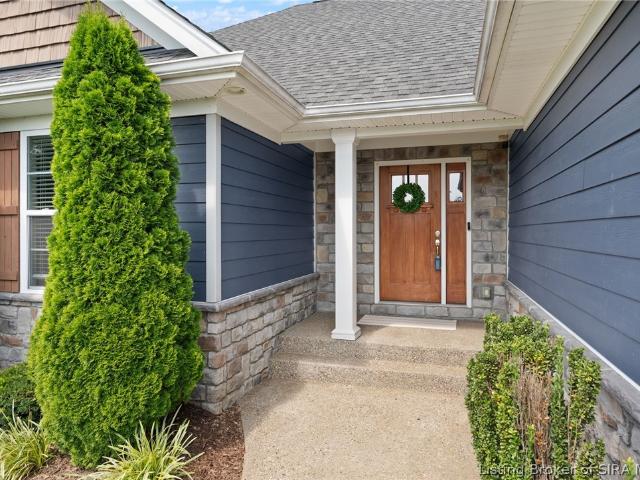 1858 Hazeltine Way