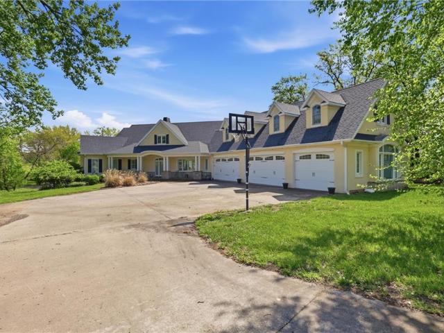 1850 Lake Viking Terrace