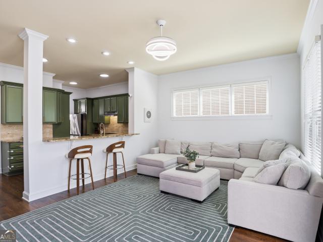 1850 Preserve Way