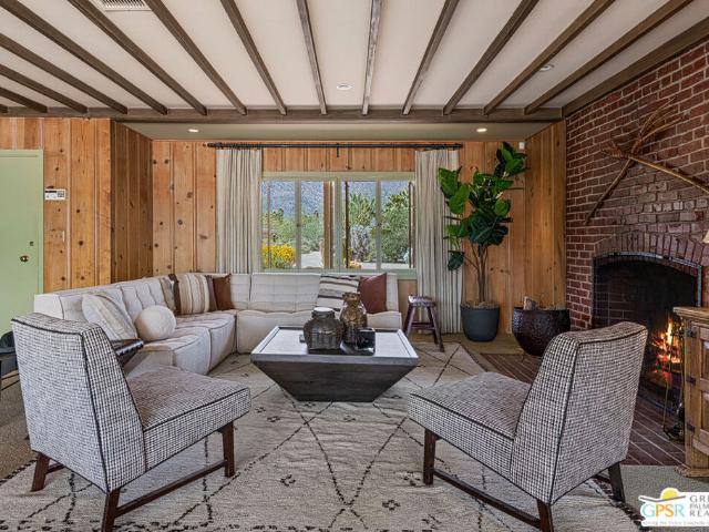 1850 Smoke Tree Lane