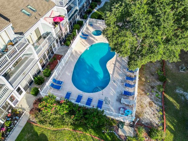 1851 Colony Dr. 5R