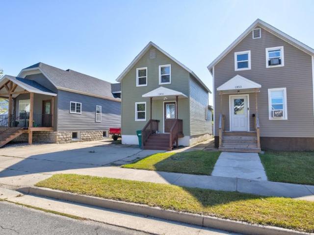 1851 Wisconsin St, Marinette, WI 54143 | MLS #50316 | Compass