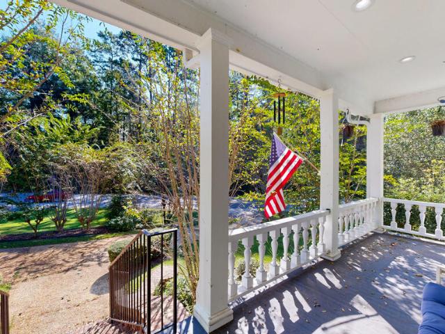 1852 E Roy Parker Road