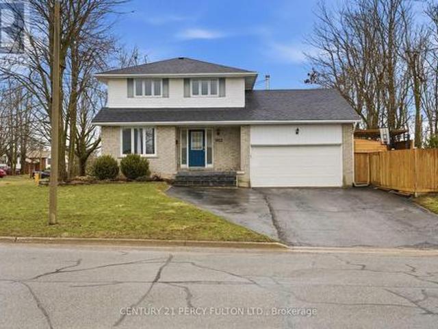 1853 Mapleridge Drive, Peterborough, ON, K9K 1R1 house for sale | Listing ID X13663 | Royal LePage