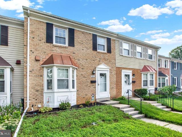 1853 Foxdale Court