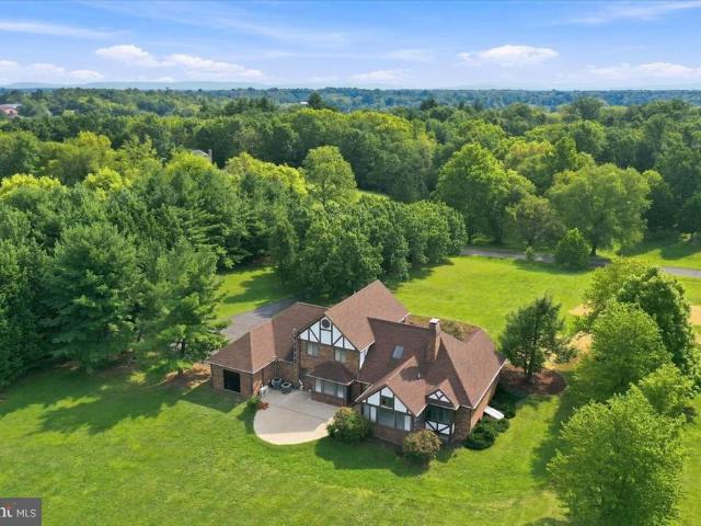 185 Goshen Lane