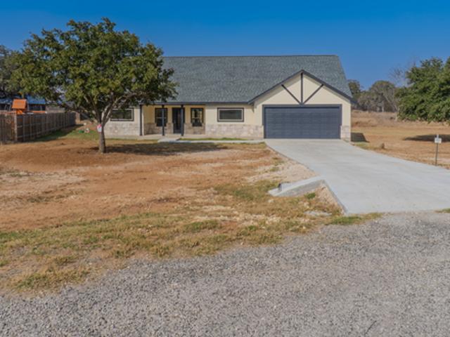 185 E Medium Meadow