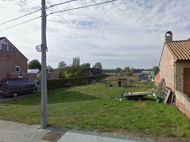 185 m2 apartment for rent in Ieper
