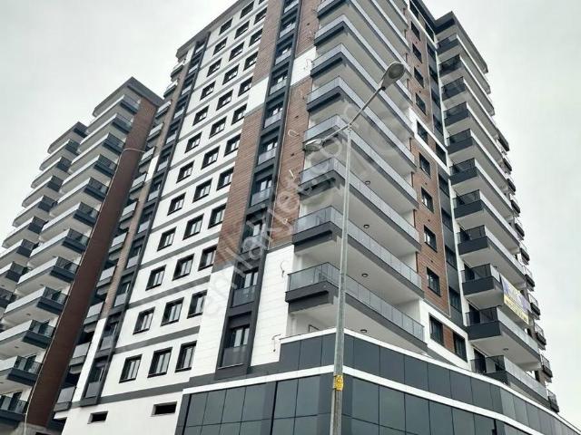 185 Menemen Uğur Mumcu Merkezı Konumda Genış 2+1 Kıralık Daıre