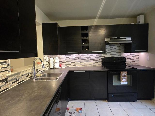 185 Stirling Court # 185
