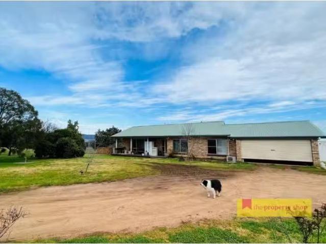 185 Putta Bucca Road, Mudgee House for rent Listed by Rachel.