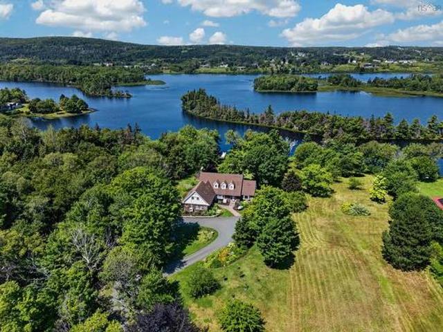 1864 Kings Road, Sydney River, NS, B1L 1C5 house for sale | Listing ID 202619 | Royal LePage