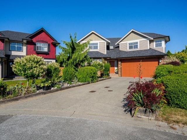 1865 A Avenue, Surrey, BC, V3S 8X3 house for sale | Listing ID R3143 | Royal LePage