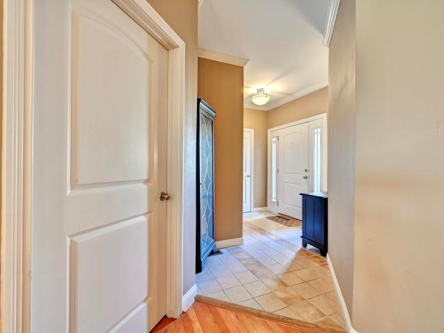 1865 Quarry Oaks Drive