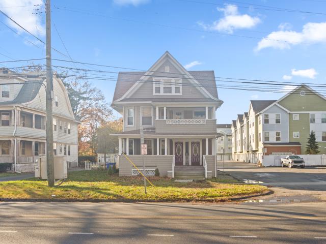 1867 Main St, Stratford, CT 06615 | MLS #24139