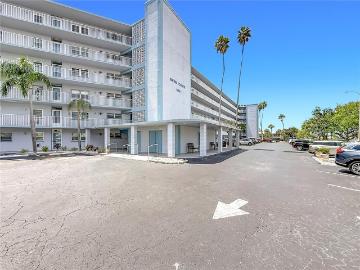 1868 Shore Dr S, Unit 503, South Pasadena, FL 33707 | MLS #W7885