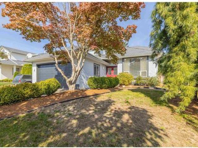 1869 A Avenue, Surrey, BC, V3S 7Y2 house for sale | Listing ID R3169 | Royal LePage