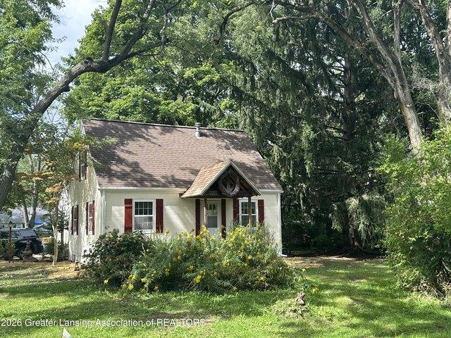 1869 Hall St, Holt, MI 48842